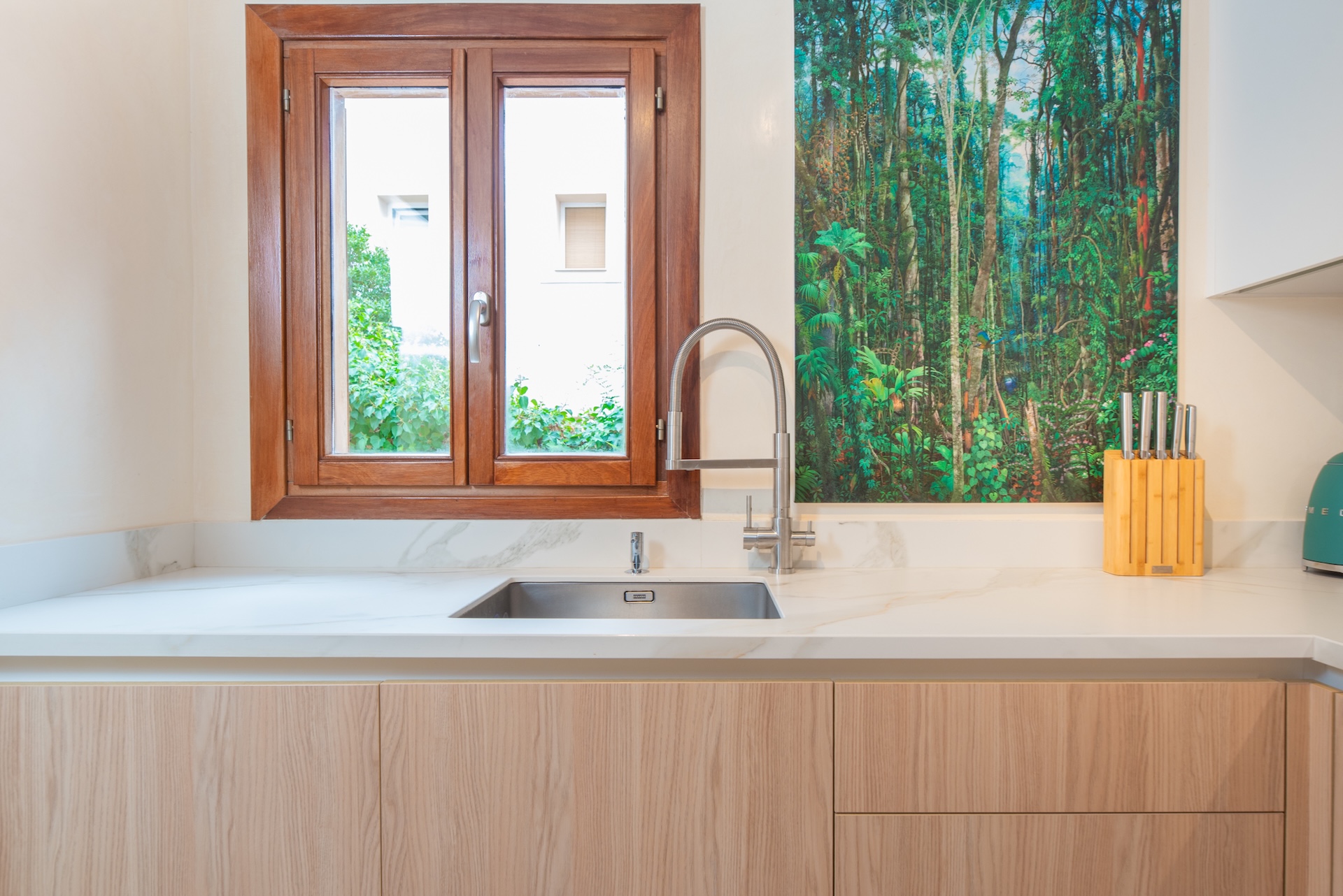 Resa estates Ibiza for sale te koop appartement Santa Gertrudis kitchen keuken .jpg